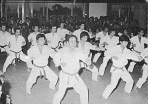 Demonstracion of a practice (Year 1976)